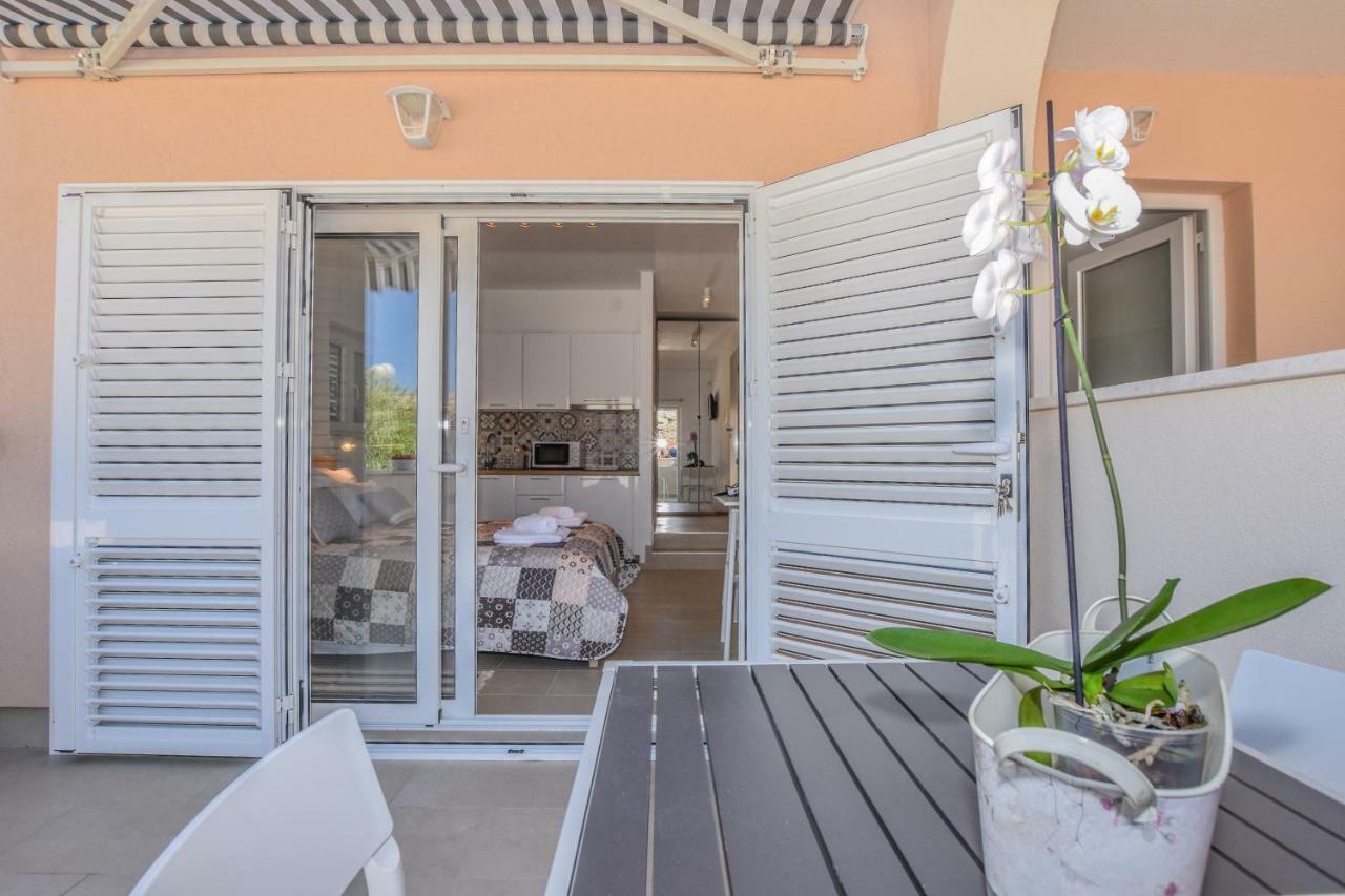 Villa Magena - Luxury Apartments In Pag Center พาก ภายนอก รูปภาพ