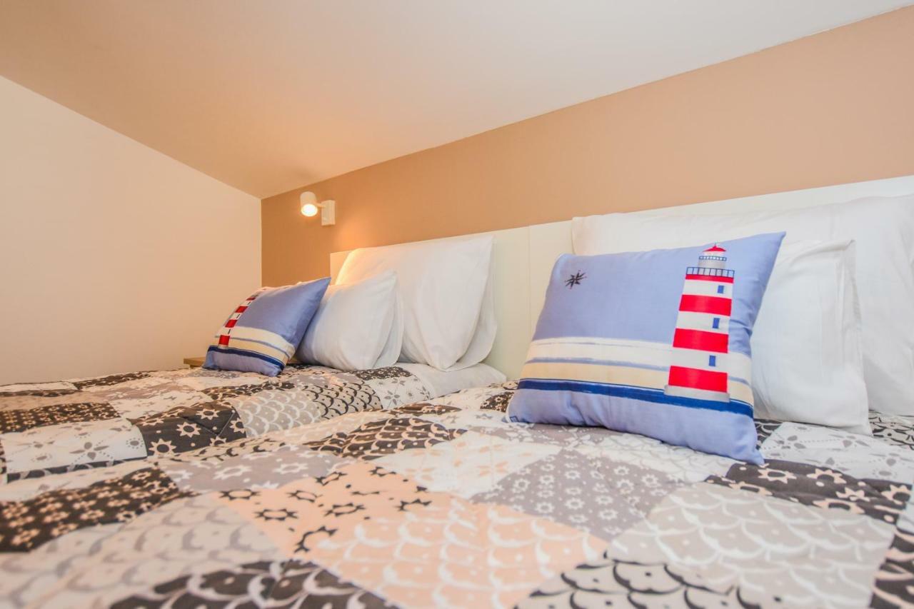 Villa Magena - Luxury Apartments In Pag Center พาก ภายนอก รูปภาพ