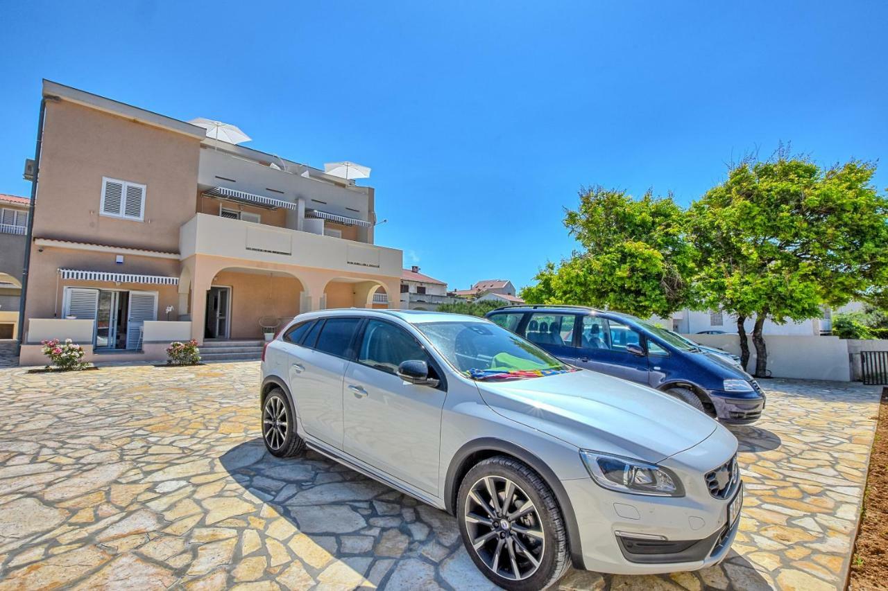 Villa Magena - Luxury Apartments In Pag Center พาก ภายนอก รูปภาพ