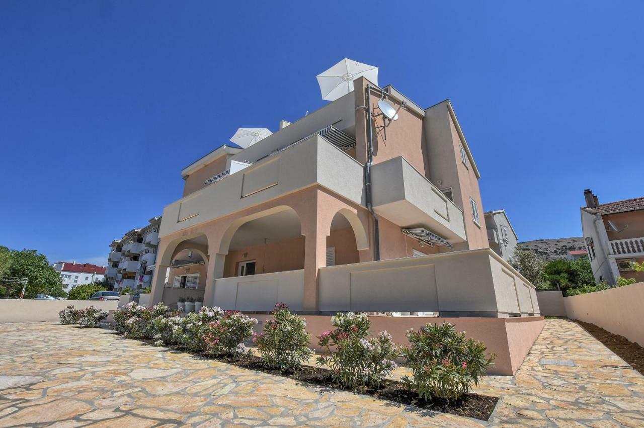 Villa Magena - Luxury Apartments In Pag Center พาก ภายนอก รูปภาพ