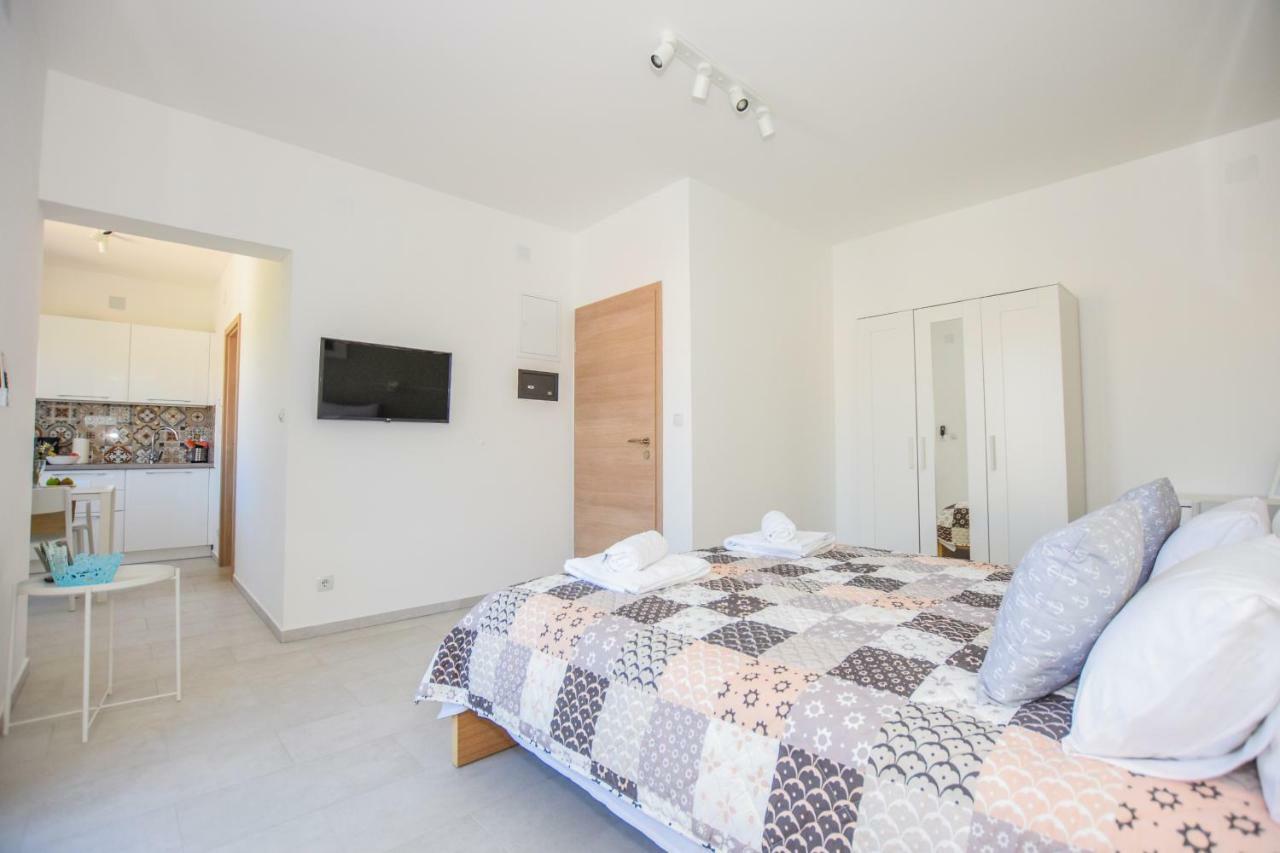 Villa Magena - Luxury Apartments In Pag Center พาก ภายนอก รูปภาพ
