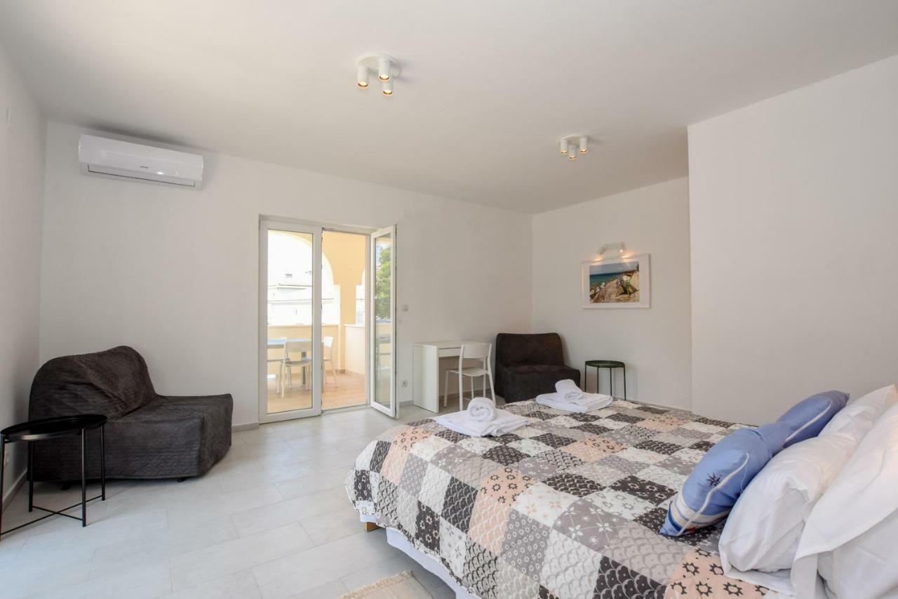 Villa Magena - Luxury Apartments In Pag Center พาก ภายนอก รูปภาพ