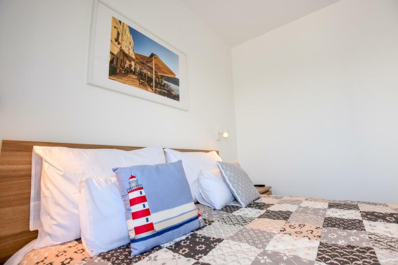 Villa Magena - Luxury Apartments In Pag Center พาก ภายนอก รูปภาพ