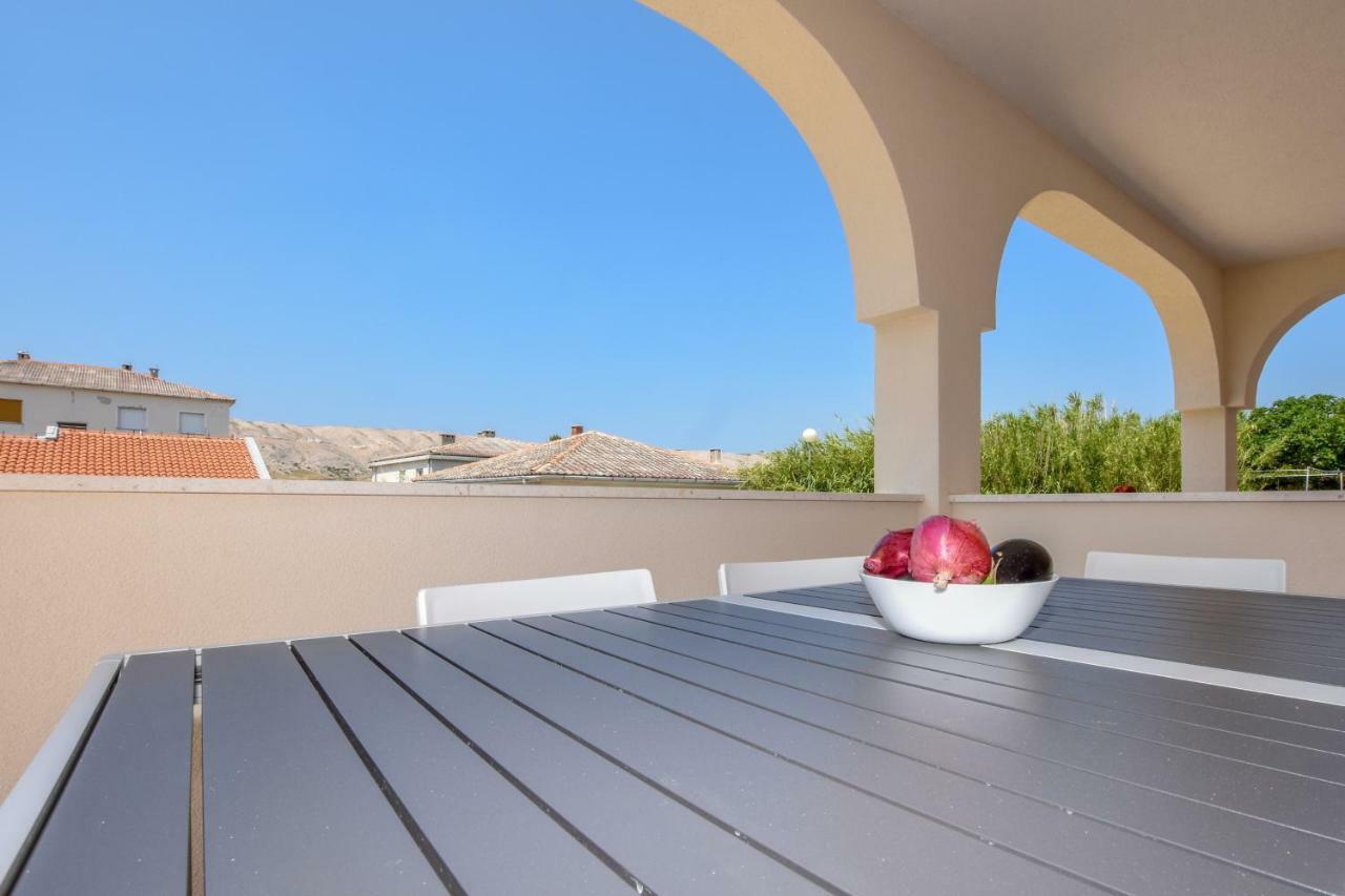 Villa Magena - Luxury Apartments In Pag Center พาก ภายนอก รูปภาพ